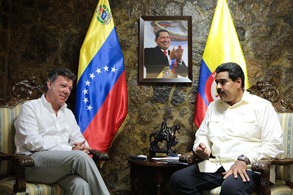 Reunión entre Santos y Maduro en 2013 - Foto: Agencia Venezolana de Noticias