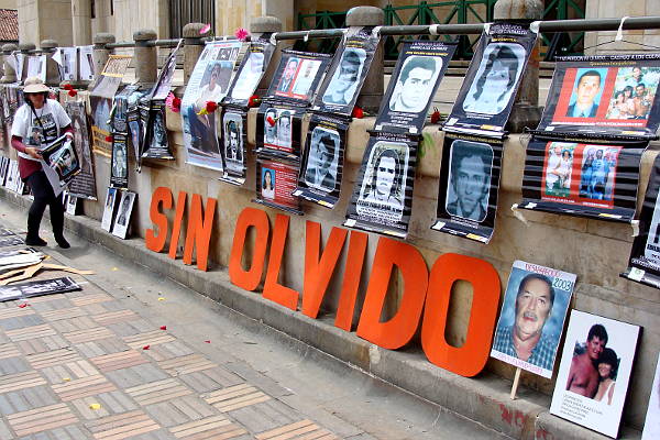Galería de la memoria a las víctimas de desaparición forzada - Foto: Camila Ramírez.