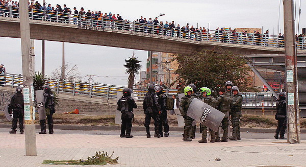Miles de personas participaron en las protestas pacíficas y fueron reprimidas por la policía. Foto: Camila Ramírez.