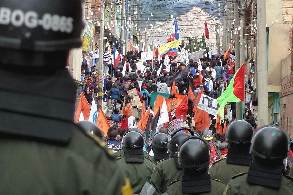 Miles de personas marcharon en las principales ciudades del país el 1 de mayo. Foto: Marcela Zuluaga.