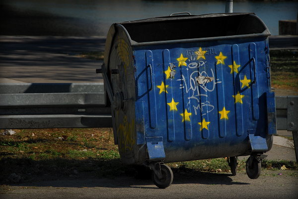 Unión Europea. Foto: Peter Kurdulija.