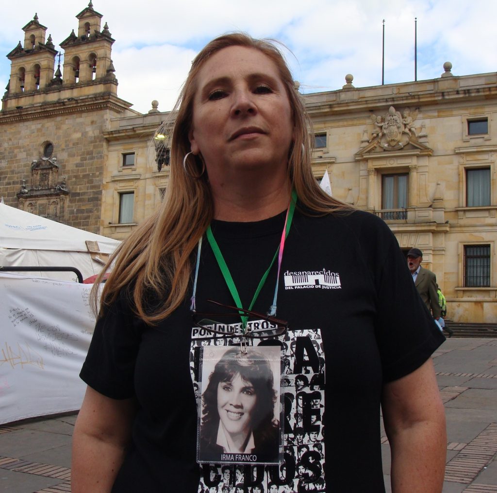 Socorro Franco, hermana de Irma Franco, desaparecida por el Ejército en la retoma del Palacio de Justicia. Foto: Camila Ramírez.