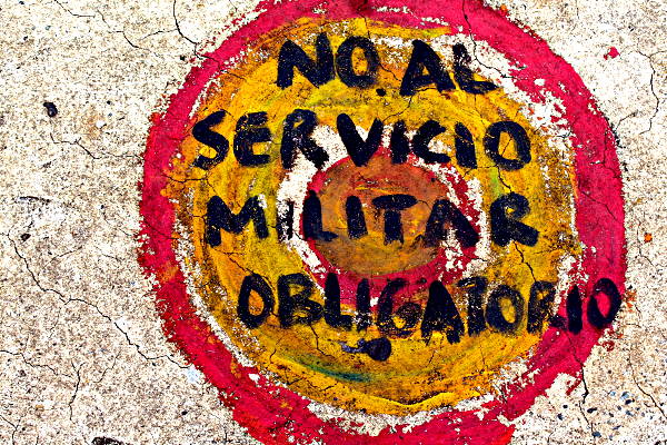 "No al servicio militar obligatorio". Foto: Daniel Toro R.