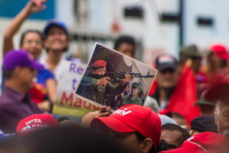 Protestas en Caracas contra el intervencionismo de Estados Unidos y en apoyo al gobierno bolivariano. Foto: CRBZ.