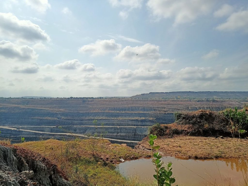 Resisting in the Shadow of Coal
