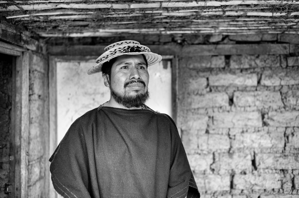 Alexander Tunubalá, indígena Misak. Foto: Manuel Ortiz